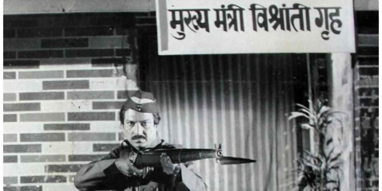 પાકિસ્તાનમાં વિભાજનનું દર્દ સહન કર્યું, પછી ધન-દોલત છોડીને ભારત આવ્યો આ અભિનેતા, બોલિવૂડમાં ખળભળાટ મચાવ્યો, પુત્રનો આંકડો સલમાન કરતાં 36