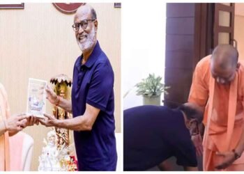 CM યોગી આદિત્યનાથને મળ્યા રજનીકાંત, ગાડીમાંથી ઉતરીને તરત ચરણ સ્પર્શ કર્યા, જુઓ Video