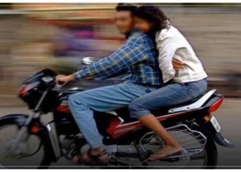 હેલ્મેટ વગર ગર્લફ્રેન્ડ સાથે બાઈક પર મજા કરી રહ્યો હતો આ વ્યક્તિ, ટ્રાફિક પોલીસે પત્નીને ફોટા સાથે મેમો મોકલ્યો અને પછી…..