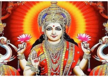 તમારી આ 6 આદતોને કારણે દેવી લક્ષ્મી ગુસ્સે થઈ શકે છે, તમારા પરિવારને ફરીથી આશીર્વાદ નહીં મળે.