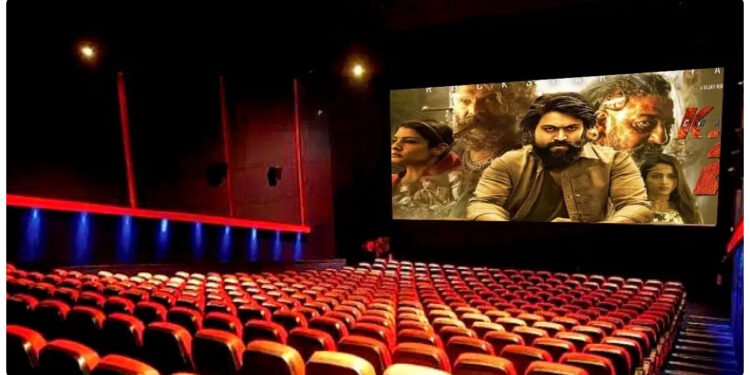 શું તમે ક્યારેય વિચાર્યું છે કે બોલિવૂડની ફિલ્મો મોટાભાગે શુક્રવારે જ કેમ રિલીઝ થાય છે? આ કારણ છે